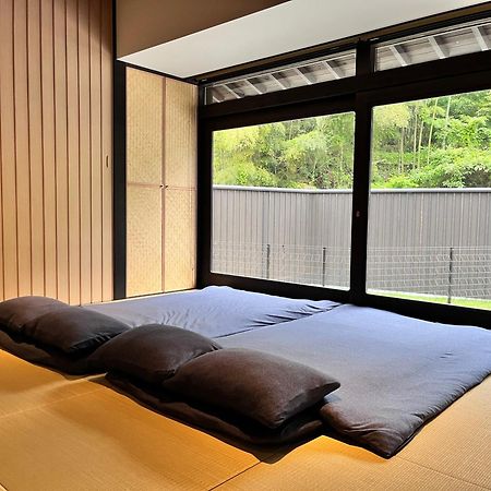 小塩の灯り 石垣の別荘 Ukiha Esterno foto